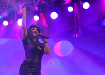 ديانا حداد ودعت العام 2023 في ليوا واستقبلت 2024 في القرية العالمية