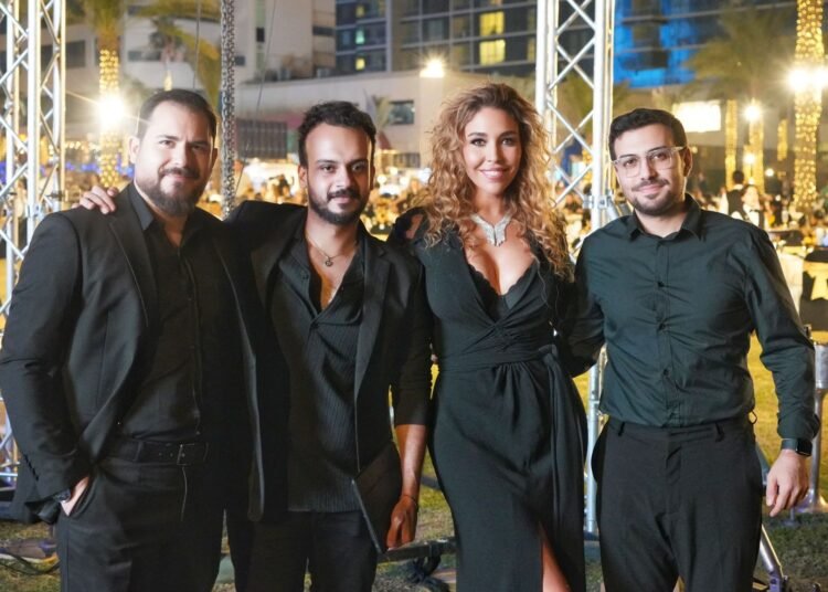 لاروسي تبهر جمهور الإمارات في حفل رأس السنة