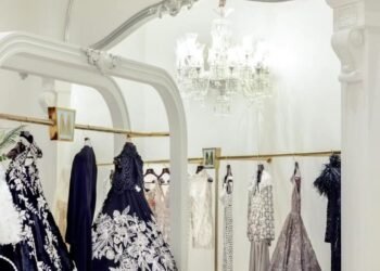 تصاميم هندية عريقة تنافس الماركات العالمية في دبي مول‎