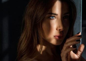 نانسي عجرم تُطلق أغنية خصيصاً لبرنامج “المعلقة”