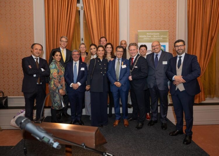 ‎المغربي محمد العروسي ينال وسام الملك لتعزيز العلاقات العربية الهولندية