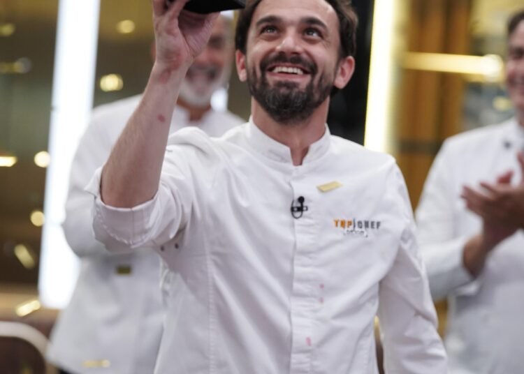 طارق طه يفوز بلقب “توب شيف النخبة” و700 ألف ريال سعودي