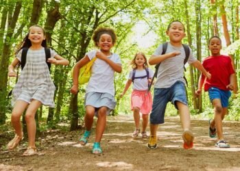 8 أفكار لاحتواء طاقة طفلك خلال نهار رمضان!