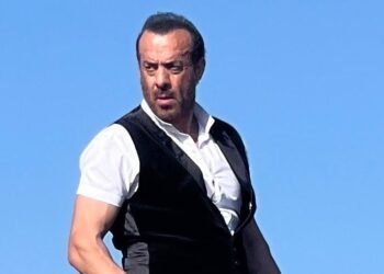 النجم نقولا نخلة يُطلق حكاية جديدة من عالم الرومانسية