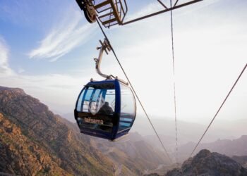 اكتشف جمال الطائف: التاريخ والطبيعة والمذاقات الفريدة