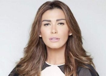 نادين الراسي تنقذ طفلًا من عنف والدته.. فيديو يوثق ما حصل