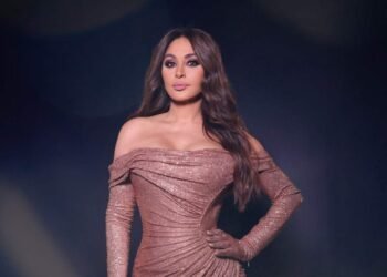 اطلالات اليسا في حفل ملكة جمال لبنان تثير جدلا واسعا.. هكذا بدت