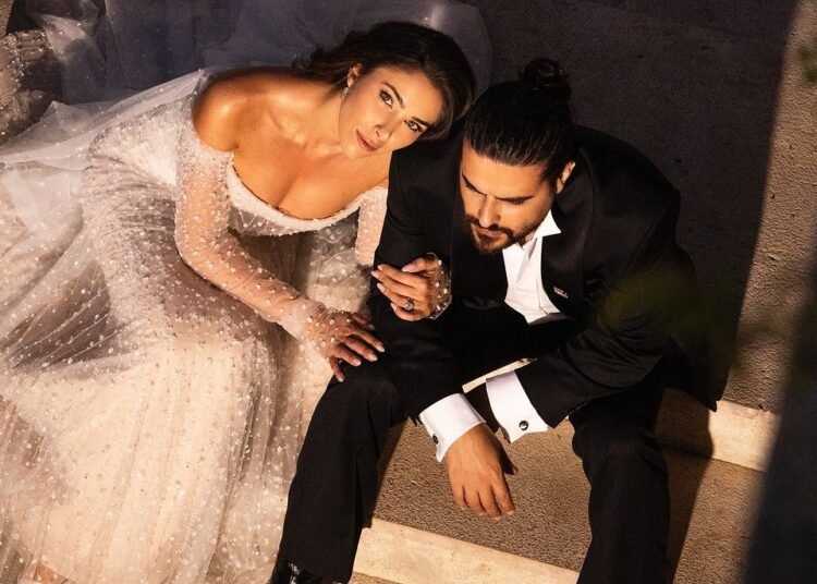 ناصيف زيتون يهدي دانييلا أغنية خاصة والجمهور يستقبله بالزغاريد في “إهدنيات”