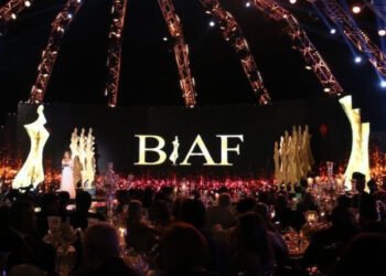 نجمات تألقن بإطلالات لافتة في مهرجان BIAF