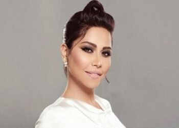 شاعر مصري شهير يكشف تفاصيل حالة شيرين عبد الوهاب الصحية