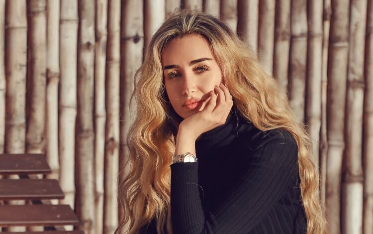 فنانات اعتمدن تسريحة الشعر الطويل المنسدل.. هل أعجبتكم؟