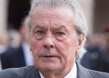 السينما الفرنسية تودع أيقونتها آلان ديلون!