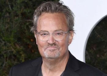 توجيه اتهامات لـ5 أشخاص في التحقيق بوفاة الممثل ماثيو بيري