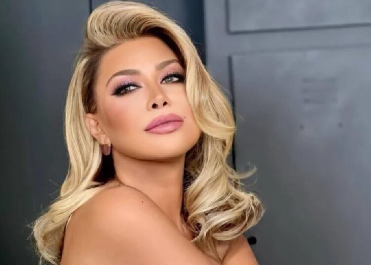 ظهور نادر لابن نوال الزغبي ووسامته حديث المتابعين