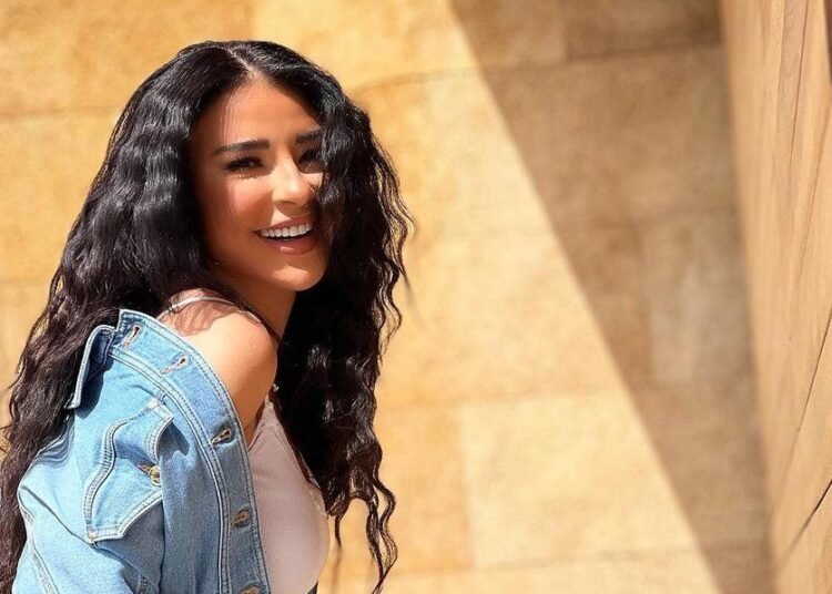 ماغي بو غصن تشوق جمهورها لمسلسلها الرمضاني الجديد.. هل كشفت اسم شخصيتها؟