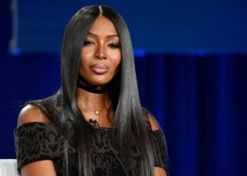 ناعومي كامبل متهمة بسرقة مؤسسة خيرية في إنجلترا وويلز