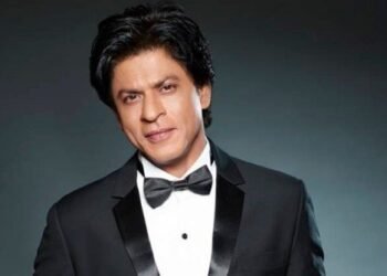 استقبال أسطوري لـ شاروخان لدى وصوله إلى أبوظبي