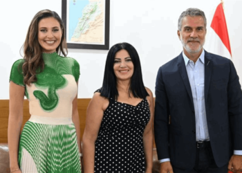 وزير السياحة يعلن عن حملتين سياحيتين بحضور ملكة جمال لبنان ندى كوسا