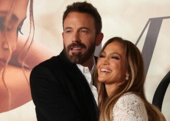 ما جديد علاقة جينيفر لوبيز وبن افليك؟