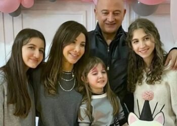 نانسي عجرم تجمع عائلتها تحت سماء لبنان