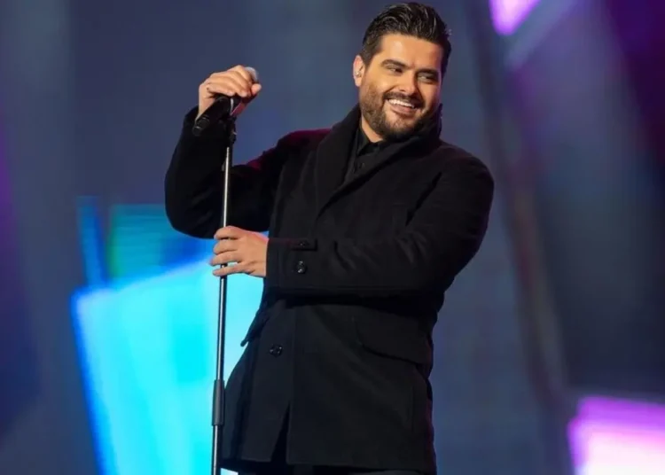 فيديو طريف لـ ناصيف زيتون يتصدر.. شاهدوا ما حصل معه على المسرح