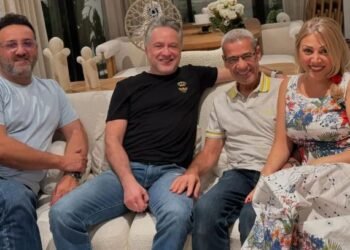 فيديو عفوي يجمع مروان خوري ومصطفى الاغا في الامارات