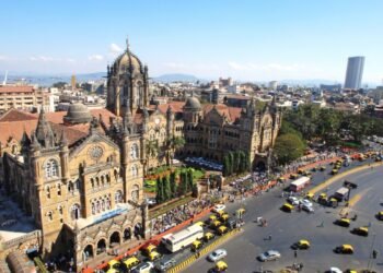 منزل جبلي في ضواحي مومباي.. لن تصدقوا ما يتضمنه