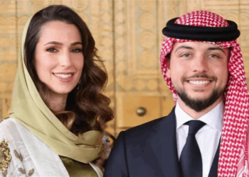 شاهدوا أول ظهور لـ الأميرة رجوة آل سيف بعد الولادة