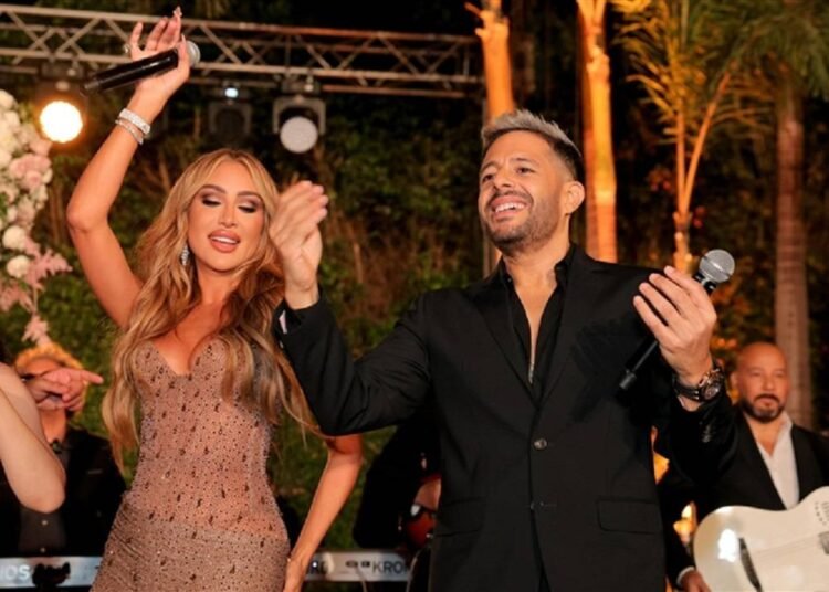 محمد حماقي ومايا دياب يشعلان حفل زفاف ابنة اعلامية شهيرة