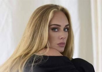 بالفيديو- أديل تودع جمهورها بالدموع من لاس فيغاس