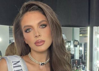 إيميليا دوبريفا تمثل الإمارات في ملكة جمال الكون.. أُم لـ 3 أطفال