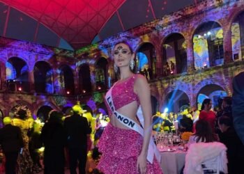 ندى كوسا بإطلالة لافتة من المكسيك