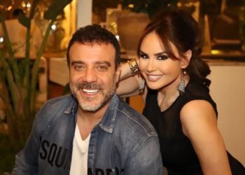 لقطة رومنسية لـ غريس أيانيان وجو أشقر في عيد زواجهما