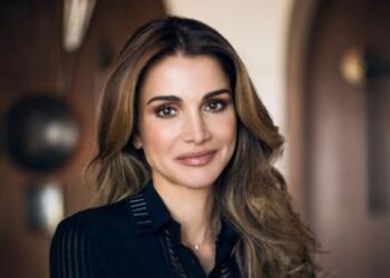 موقف طريف بين الملكة رانيا وشاب أردني