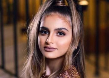 حلا الترك ترتدي الحجاب وتفاجئ الجميع بقرارها