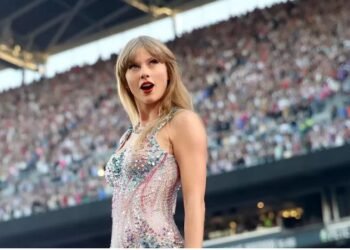 الرقم خيالي.. تايلور سويفت تحقق إيرادات عالية في ختام جولتها “Eras”