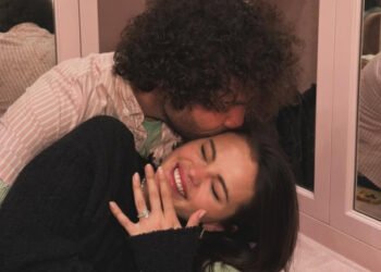 هكذا أعلنت سيلينا غوميز خبر خطوبتها من بيني بلانكو