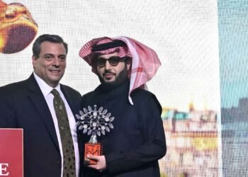 المستشار تركي آل الشيخ يحصل على جائزة “رجل العام 2024”