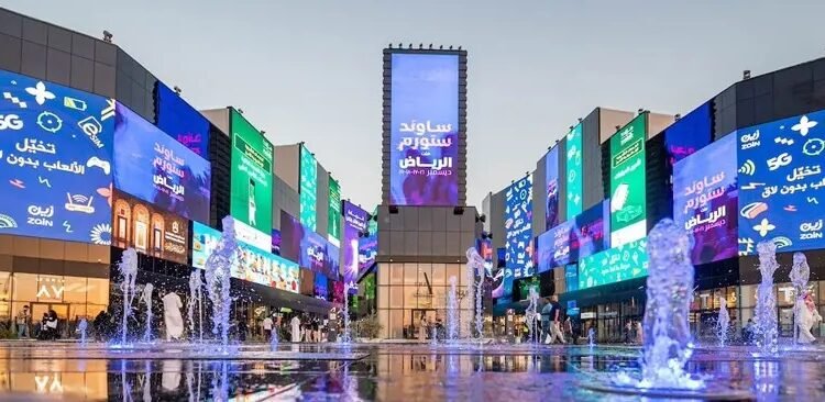 طائرات تحولت الى تجارب تفاعلية ومطعم.. هذا ما يقدمه بوليفارد الرياض!