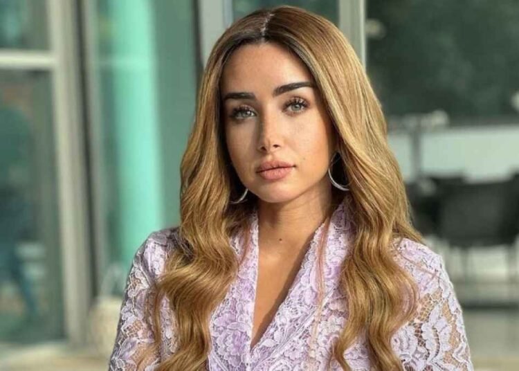 شاهدوا لحظة مفاجأة هنا الزاهد بعيد ميلادها في الرياض