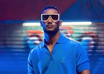 ما حقيقة سقوط محمد رمضان عن المسرح؟