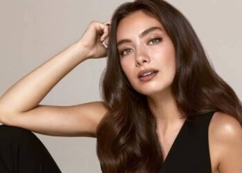 كل صورة تروي قصة.. نسليهان أتاغول توثق لحظات حملها