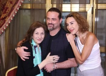 وفاة والدة ورد ويوسف الخال الشاعرة والرسامة مها بيرقدار