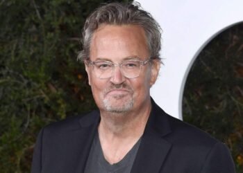 صدمة جديدة في وفاة ماثيو بيري.. اليكم التفاصيل