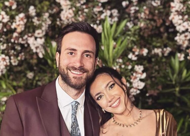 زاف يفاجئ ستيفاني عطالله بعرض زواج في عيد الحب