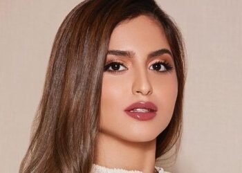 بعد فكرة ارتداء الحجاب.. حلا الترك تنشد في رمضان