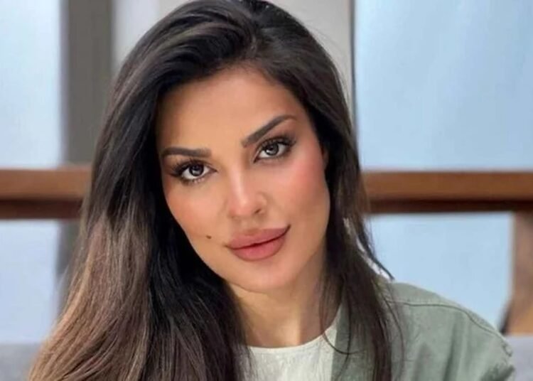 مفاجأة من نادين نسيب نجيم لابنتها.. شاهدوا ردّ فعلها البريء