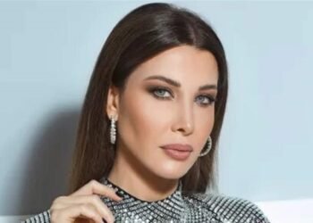 نانسي عجرم تبكي تأثراً بأمّهات الشهداء