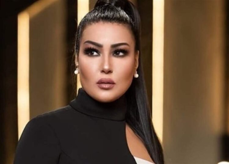 سمية الخشاب تحسم حقيقة زواجها مجددا