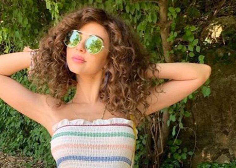 ميريام فارس تفاجئ الجمهور بإطلالة طبيعية من دون فلتر.. ما القصة؟